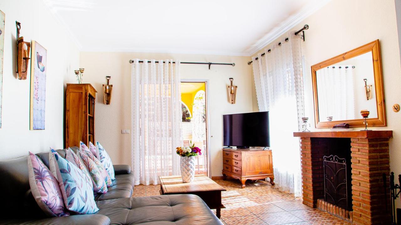 Villa Maria In El Rosario - Mit Sicht Auf Gibralta Marbella Exteriör bild